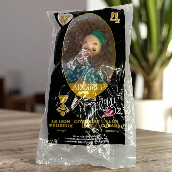 McDonalds Wizard Of Oz Cowardly Lion Madame Alexander Toy Collectible from 2008 - Picture 1 of 4